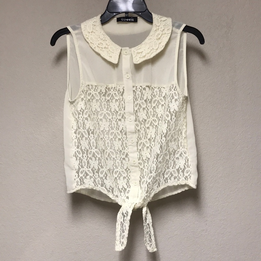 💕Lace Floral Top💕